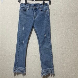Hayden Girls Vintage Distressed Blue Denim Jeans With Fringed Hem. Really Cute.